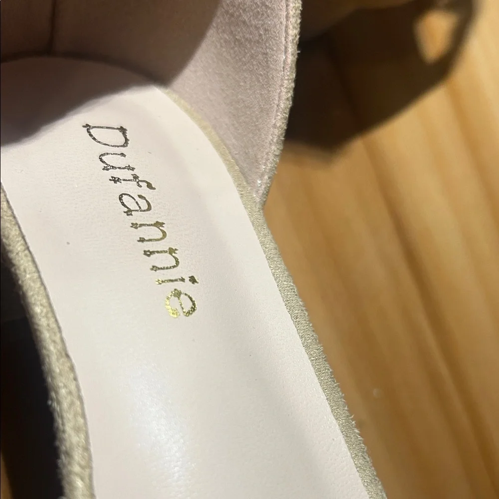 Annie Kids' Elegant Gold Dress Shoes